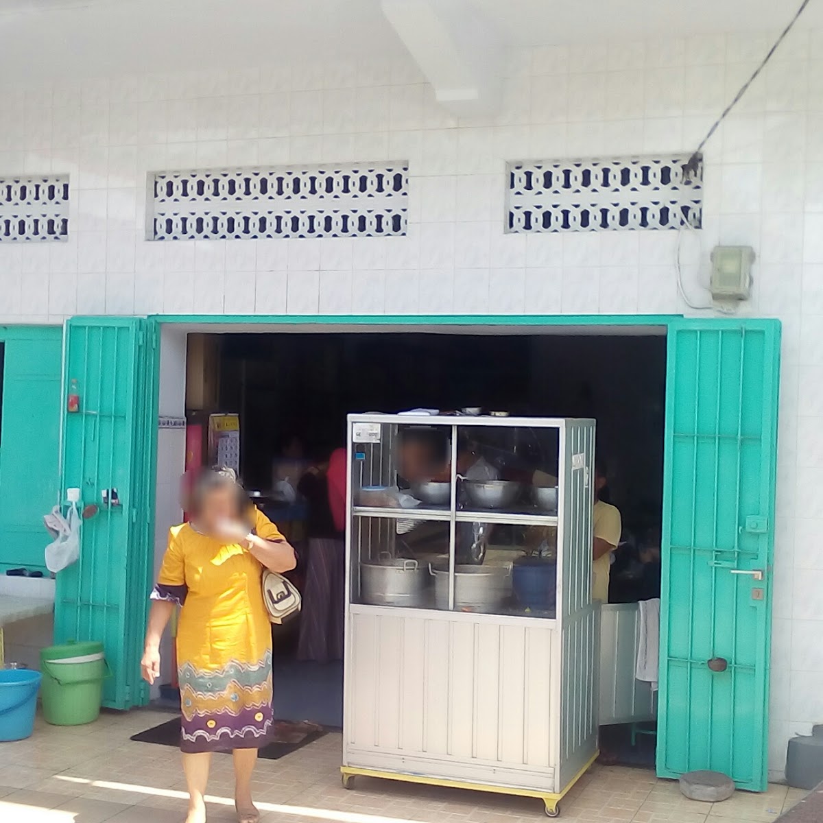 Nasi Kuning Riburane