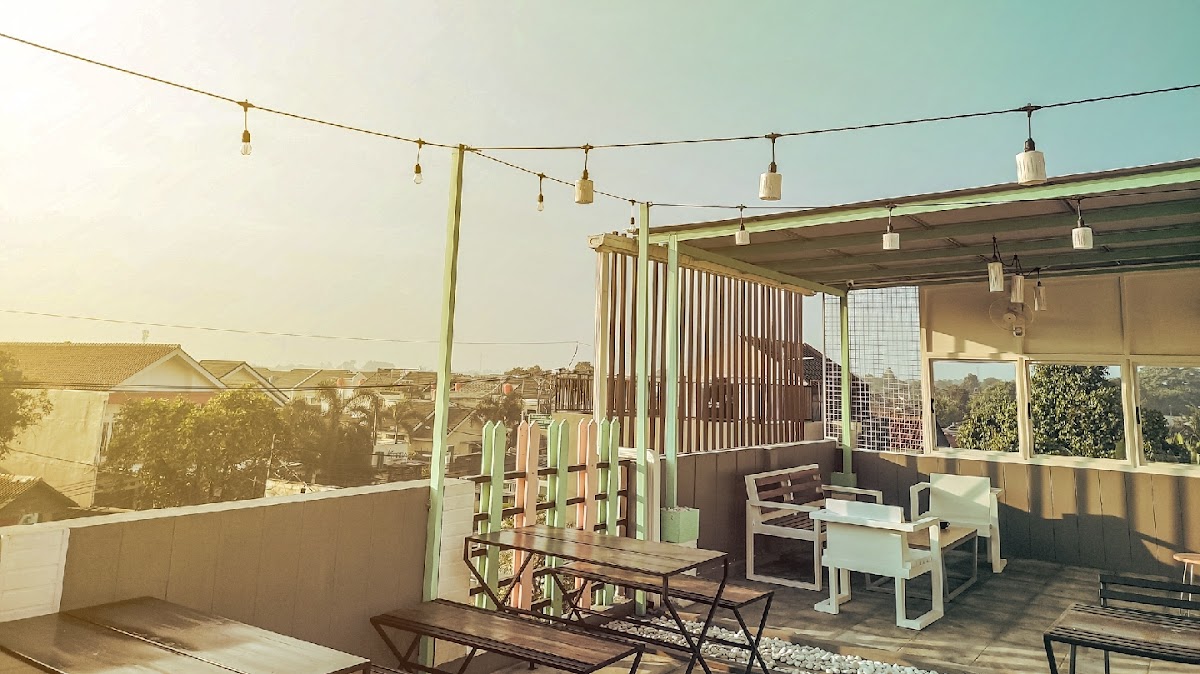 Diena Coffee and Eatery