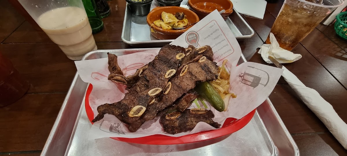 La Hacienda - Cocina al Carbón