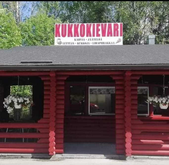 Kuutostien Kukkokievari