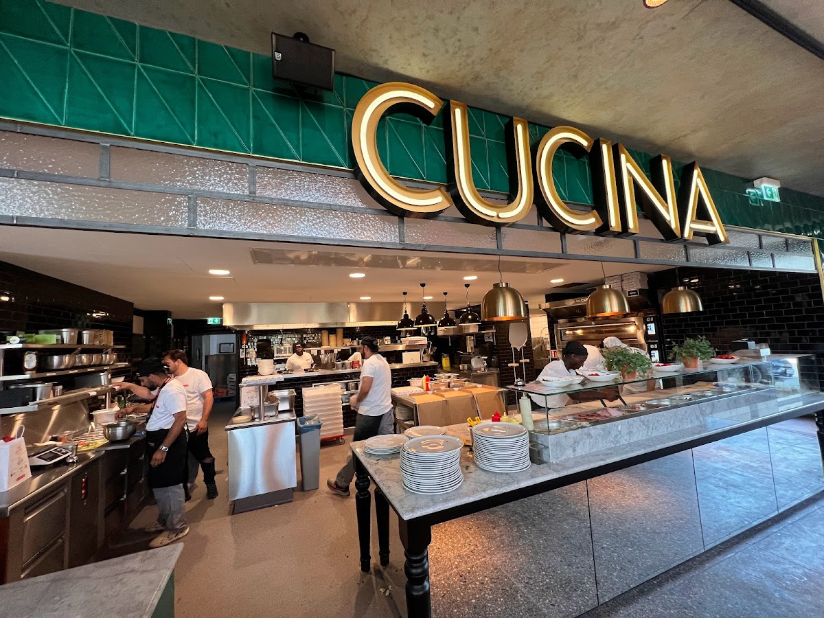 L Osteria Rosbach vor der Hohe