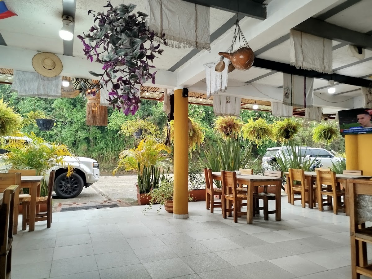 Restaurante típico Mirador y Sabor