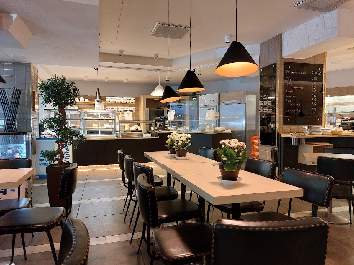 Sinuhe Cafe Mariankatu