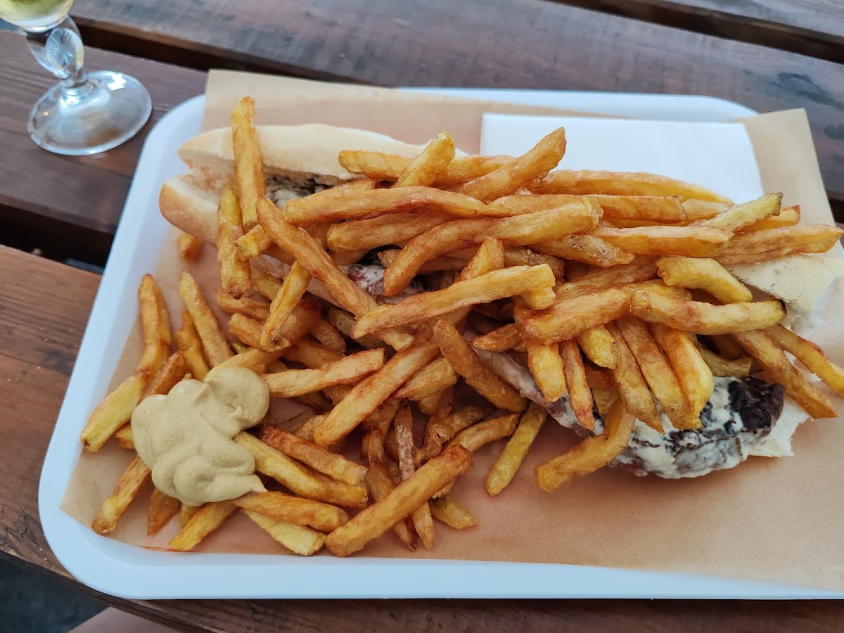 La Petite Pause Friterie