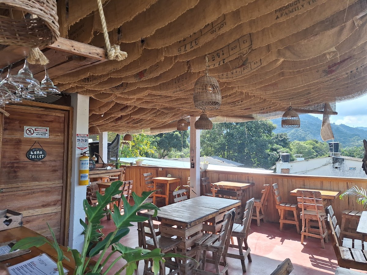 Cattleya Fast Food & Souvenirs