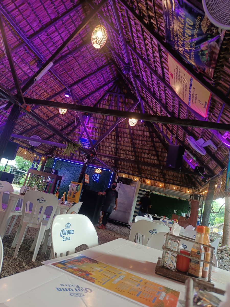 El chiqueadero del amigo claro 2