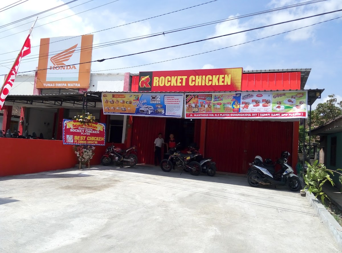 Rocket chicken Playen