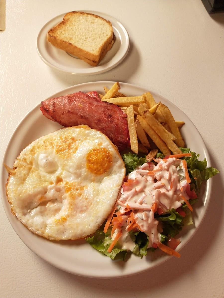 NEW YORK PIZZA (HOME OF GYROS)