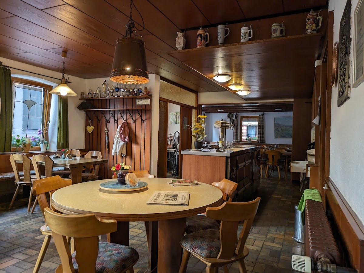 Gasthaus Rössle, Hausen