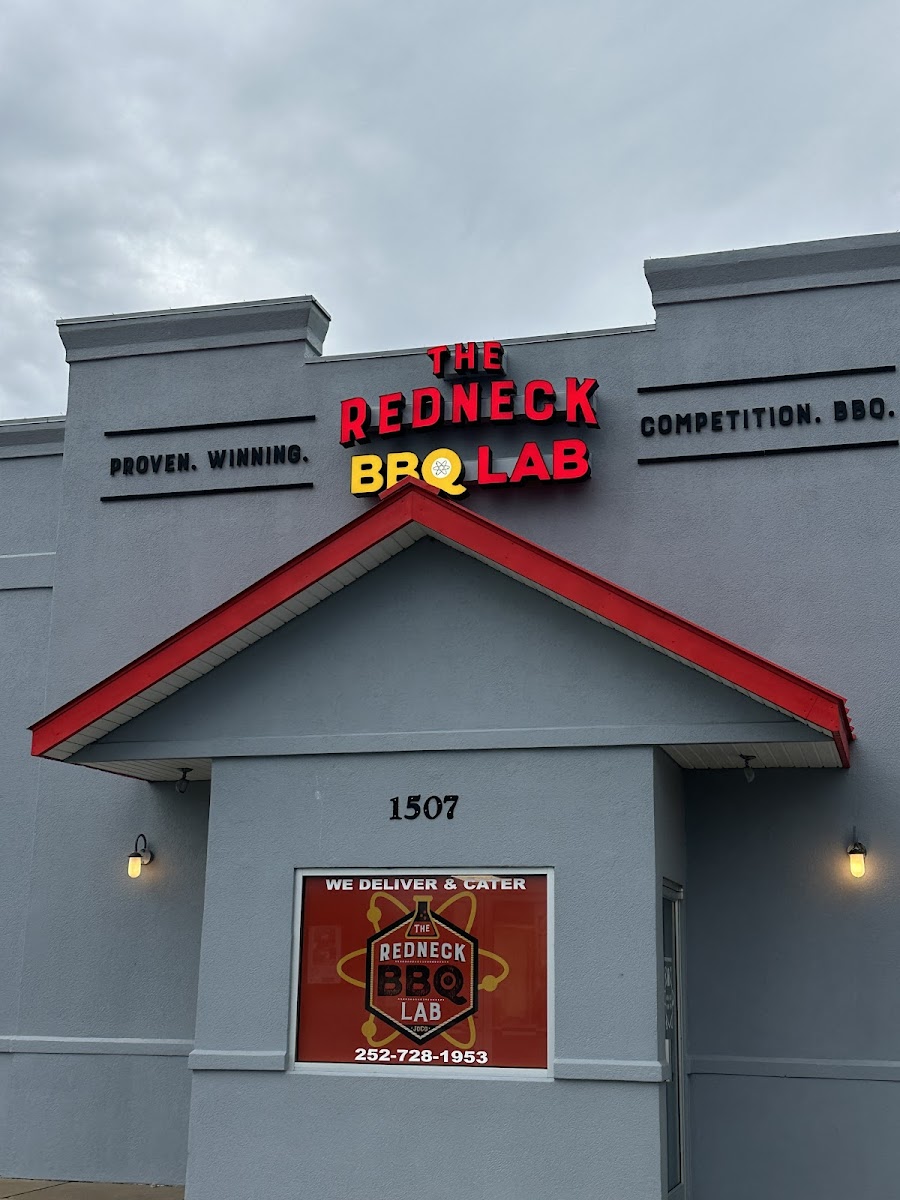 Redneck BBQ Lab Beaufort NC