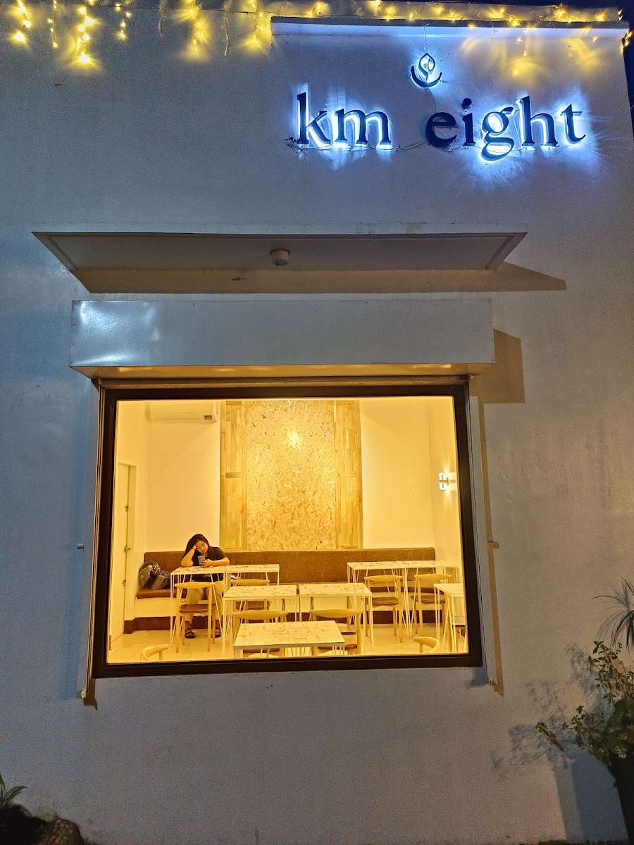 Km.eight coffee