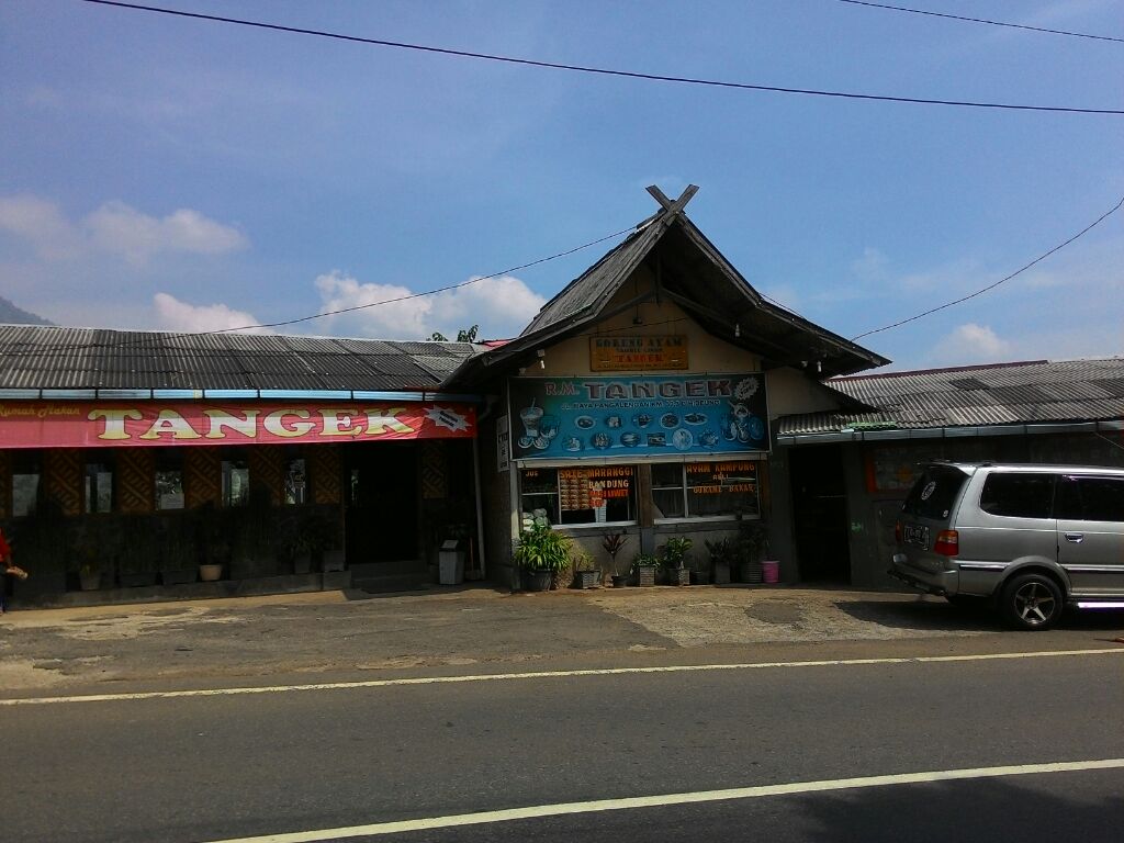 Rumah Makan Tangek