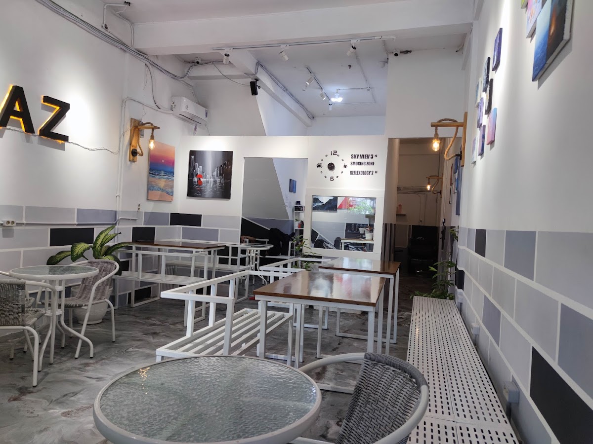 i CLAZ ( Cafe - Barbershop - Reflexology )