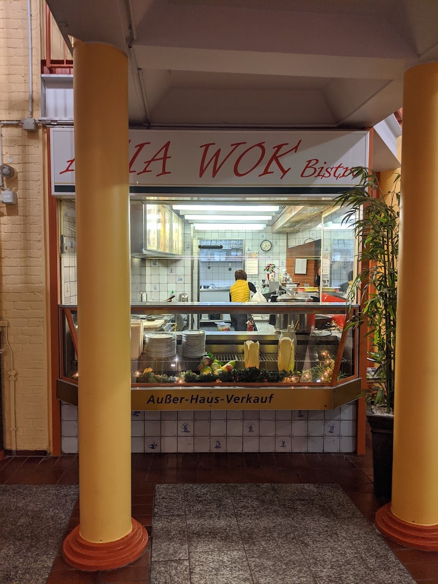 Asia Wok - Altstädter Markt 1