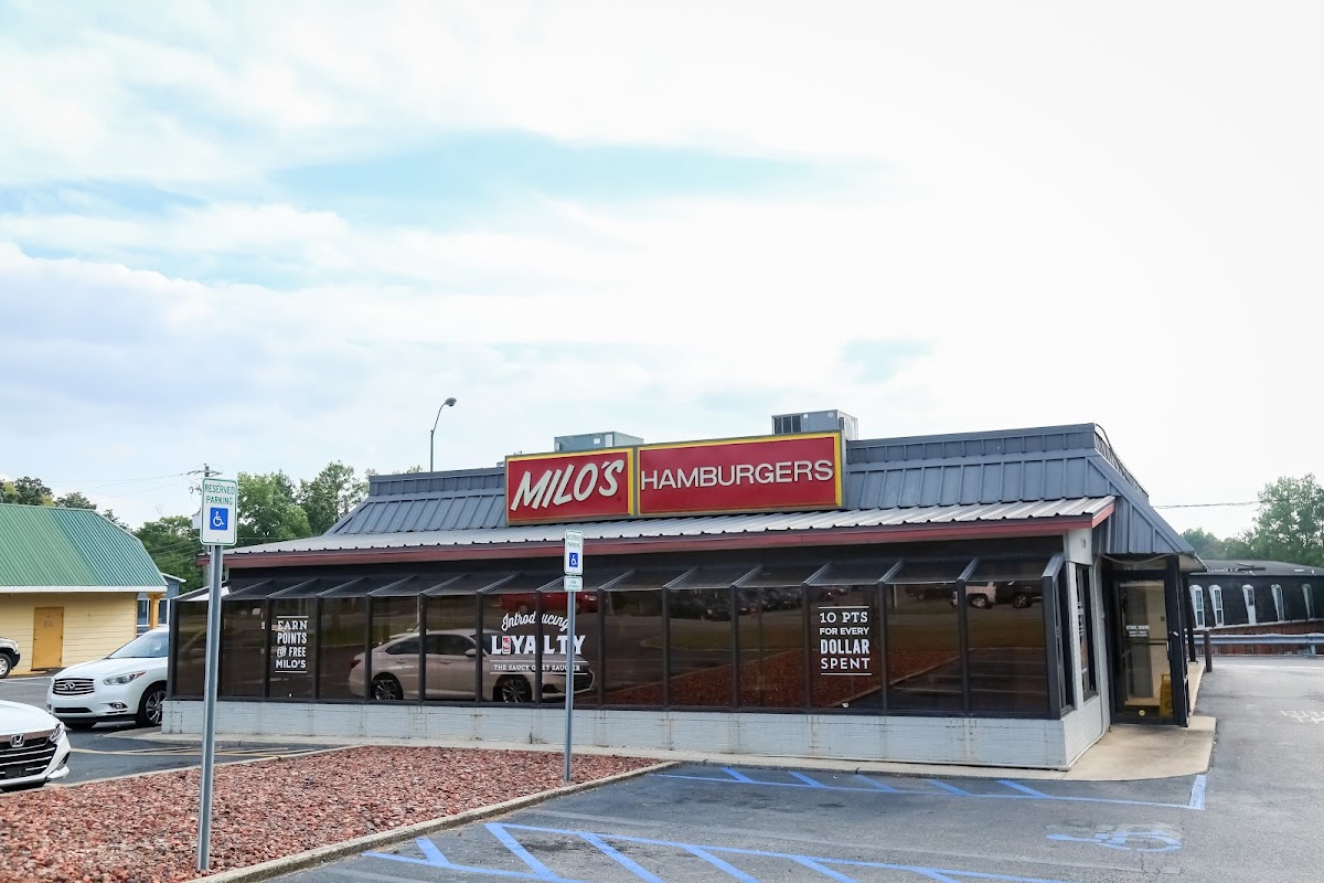 Milo's Hamburgers - Forestdale