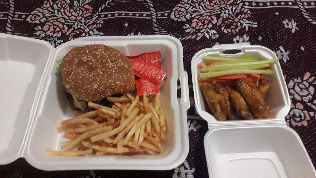 Hamburguesas Al Carbon - Venustiano Carranza 83