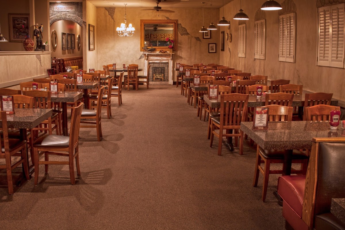 Crossroads Bar And Grille