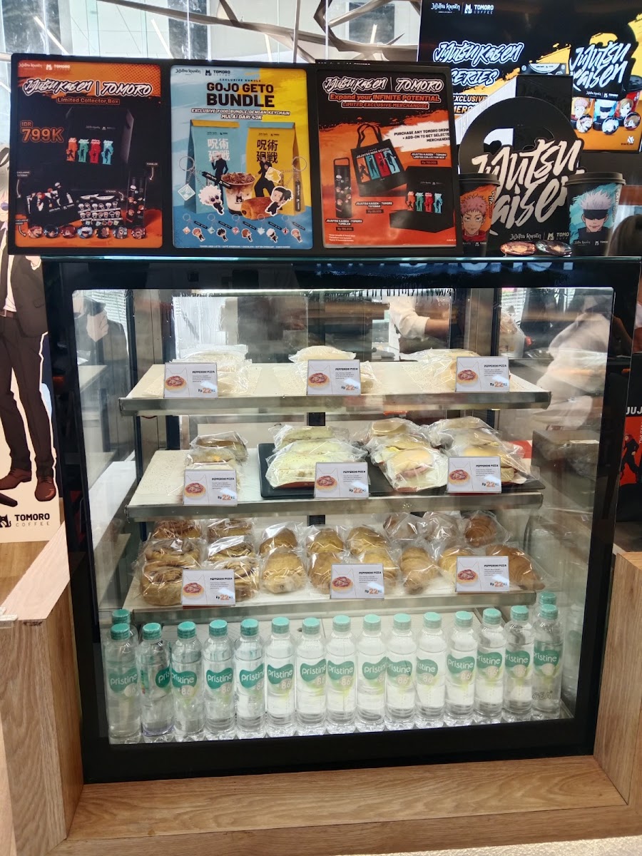 TOMORO COFFEE - Jl. Bangka Raya