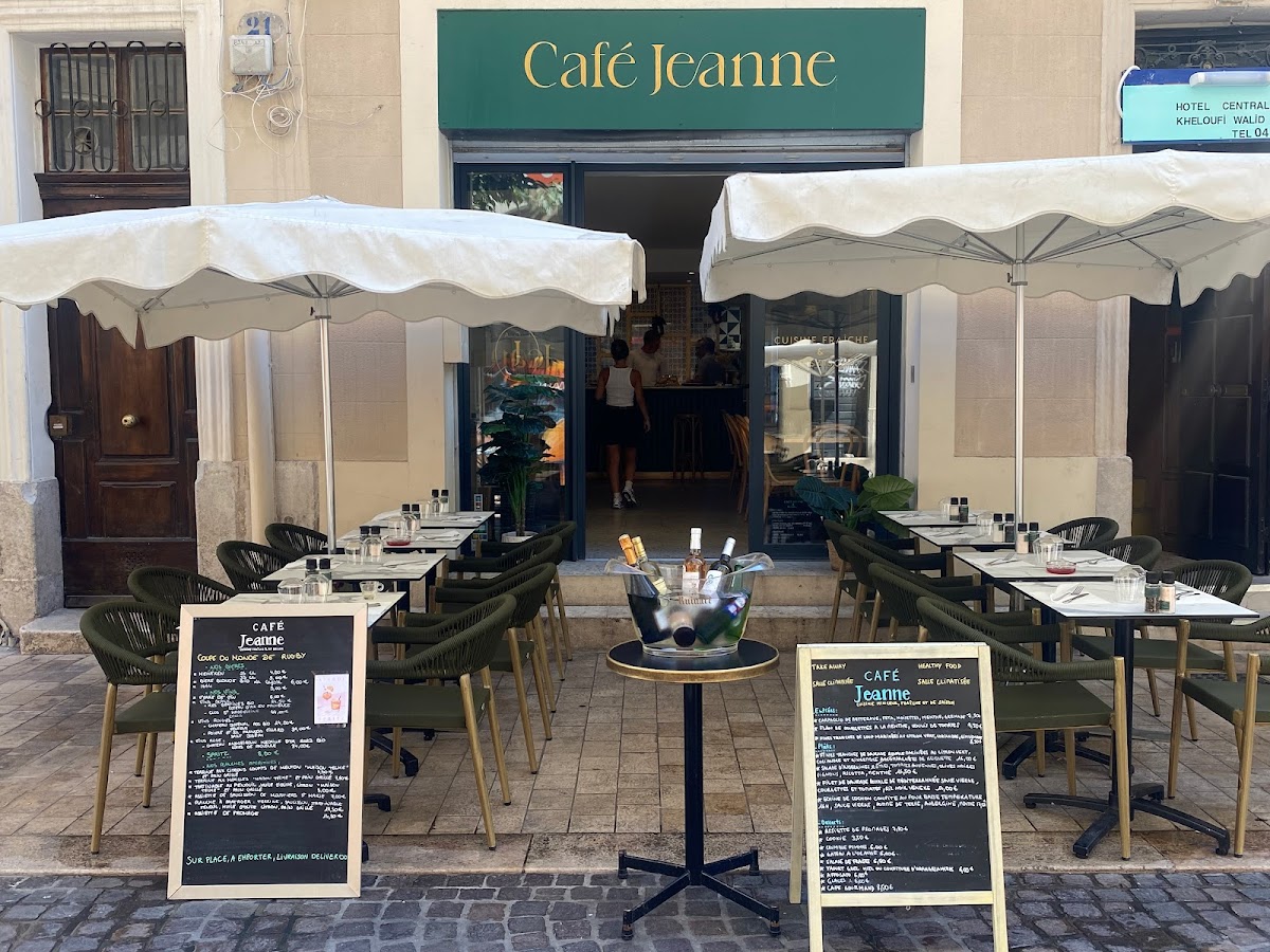 Cafe Jeanne