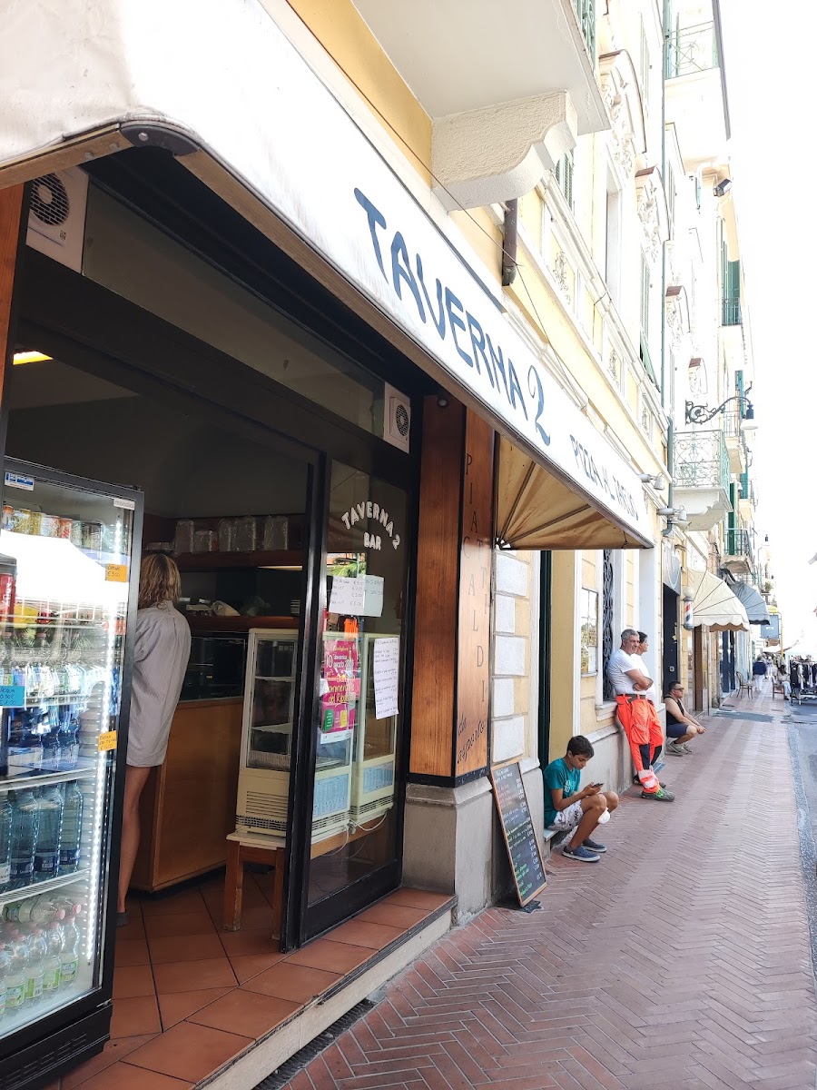 Taverna 2