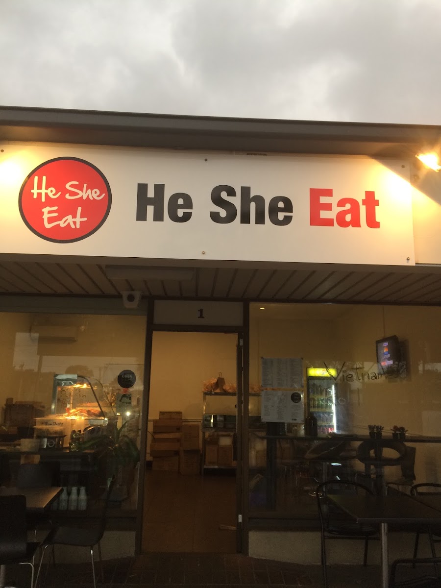 He She Eat (New Management)