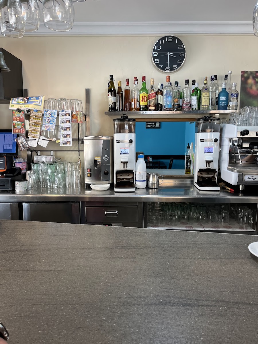 Heladeria Cafeteria Media Luna