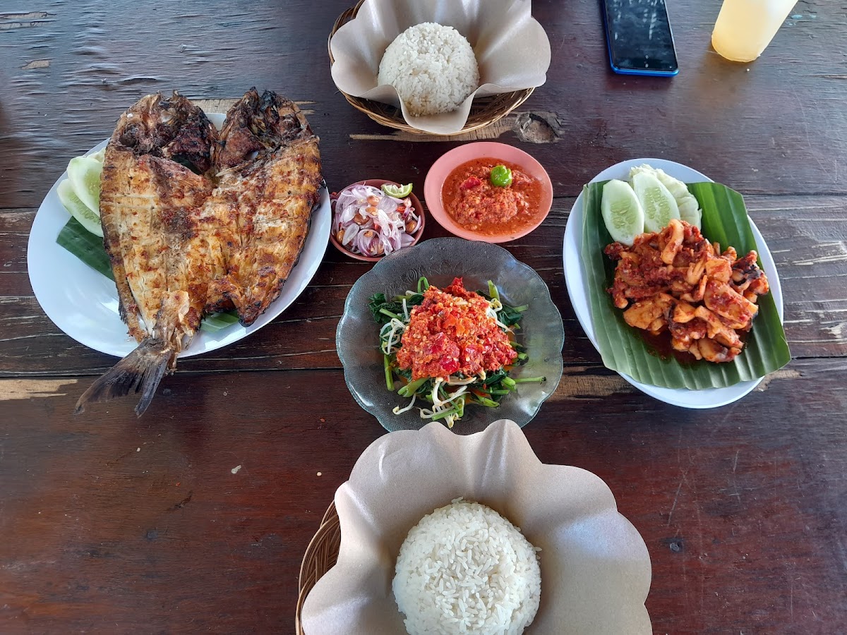Warung Mai MaaM