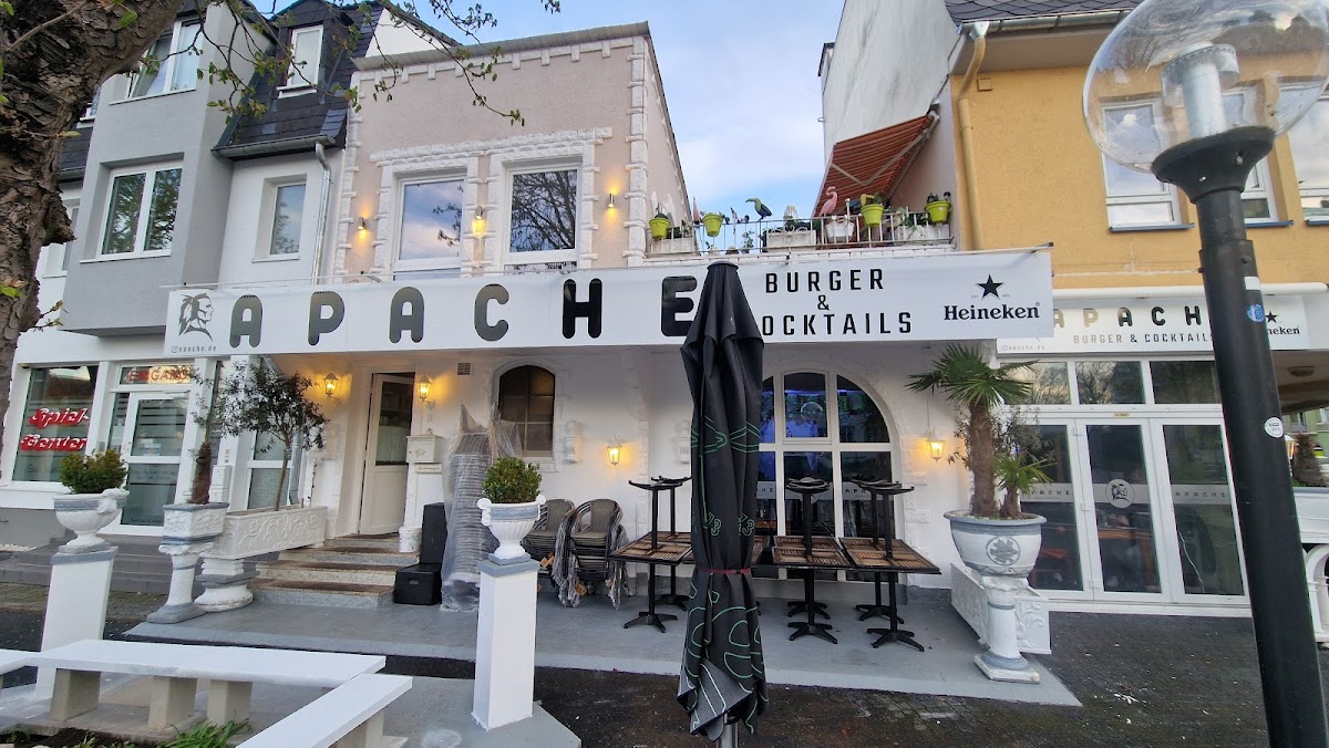 APACHE - Burger & Cocktails