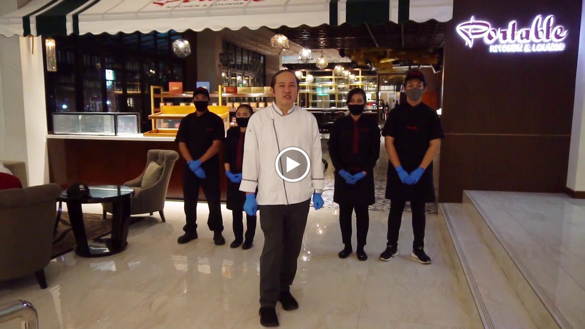 Portable Kitchen & Lounge