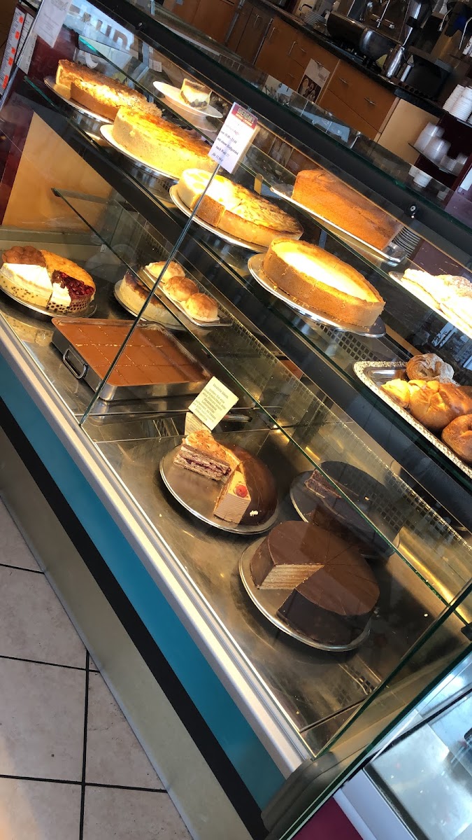 SHERIDAN'S KAFFEEHAUS & RESTAURANT