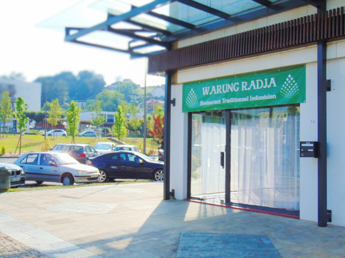 WARUNG RADJA